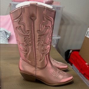 Soda Metallic Pink Heeled Boots